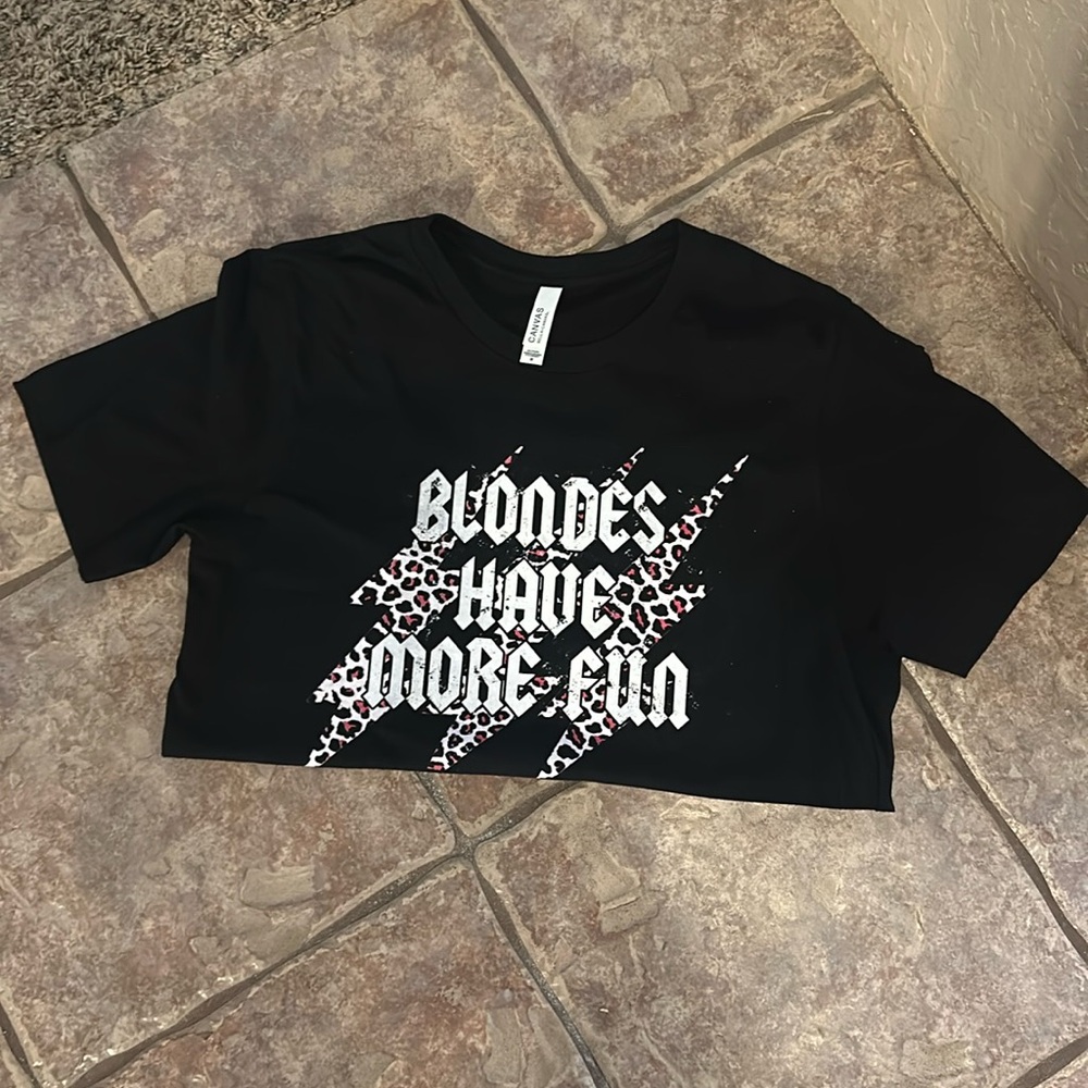 SIZE MEDIUM BELLA CANVAS GRAPHIC TEE